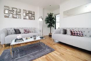 Dray Court - Luxury 2 Bedroom Apartment  Apartment in Cardiff