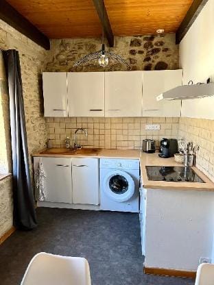 Charming studio in the heart of Valréas Vacation rental in Valréas