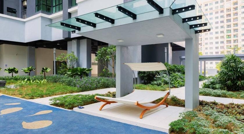 Little Smiley Flower Majestic Maxim 2BR 夜市中文房东Mrt Apartment in Federal Territory of Kuala Lumpur