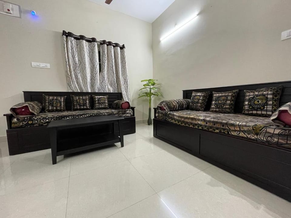 SSN Home Stays in Tirupati Near Alipiri Vacation rental in Tirupati