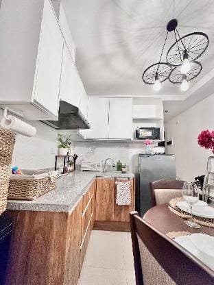 “Raikkin’s Crib: SM CDO, Netflix, Pool,  FastNet” Apartment in Cagayan de Oro