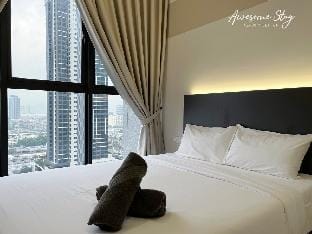 Classic Edition 1BR Suite w/Balcony @ TRION KL Vacation rental in Federal Territory of Kuala Lumpur
