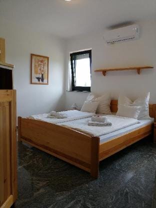 Casa Ninfea Panzió; "B" 2 fős, földszinti apartman Apartment in Hungary