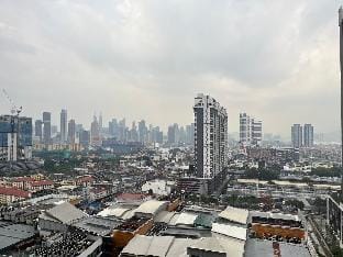 KL City View 1BR@Trion KL# free ride to MRT&LRT Vacation rental in Federal Territory of Kuala Lumpur