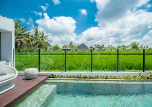 Padi Villa Ubud, A Modern Luxury Pool Retreat Villa in Sukawati