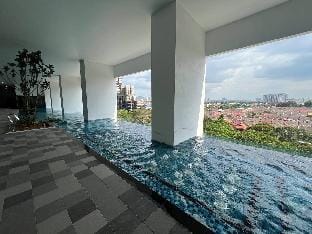 Edumetro @ Subang, Sunway, 4 Pax Free WI-FI Apartment in Subang Jaya