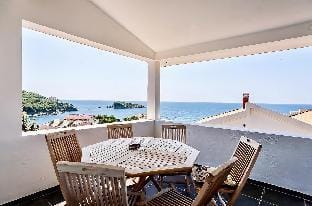 Tripple Room with sea view Apartment in Ulcinj Municipality