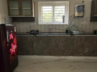 Deluxe Queen Room Vacation rental in Puducherry