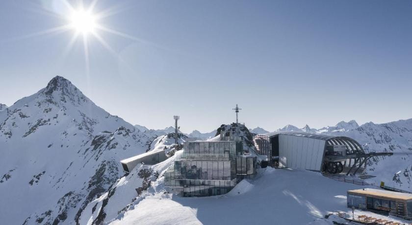 Elegant apartment in the heart of Solden Hotel in Soelden