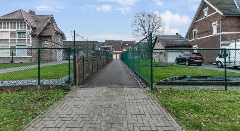 Maasmechelen Duplex Retreat Apartment in Limburg (province)