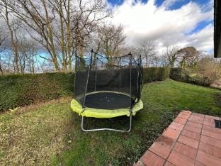 Cosy holiday home in Andenne with terrace Vacation rental in Wallonia, Belgium