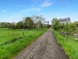 Charming holiday home in Clavier with garden Vacation rental in Wallonia, Belgium