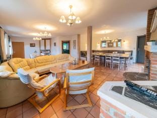 Spacious holiday  in Wanne with garden Vacation rental in Trois-Ponts