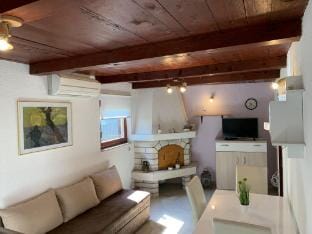 Apartment in Pula with Private Terrace Apartment in Pula