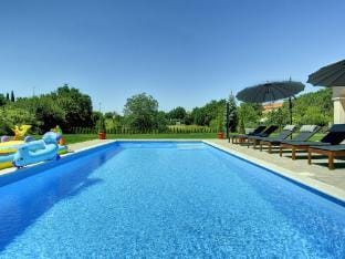 Villa in Rovinj with Private Pool and Sea Nearby Villa in Rovinj