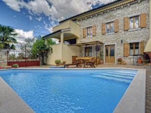 Villa in Svetvincenat with Pool  Beach Vacation rental in Istria County
