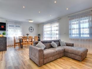 Villa in Kanfanar with Private Pool Villa in Istria County