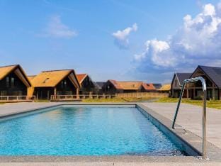 Luxury Home in Nieuwvliet-Bad with Pool Vacation rental in Zeeland, Netherlands