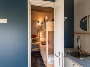 Lodge by Dutch Meadows with Scenic Veranda Vacation rental in Drenthe (province)