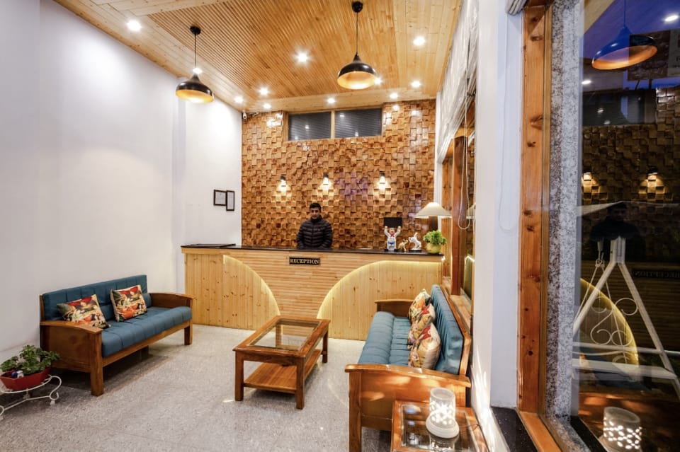 Hotel Polaris River View Manali Hotel in Himachal Pradesh