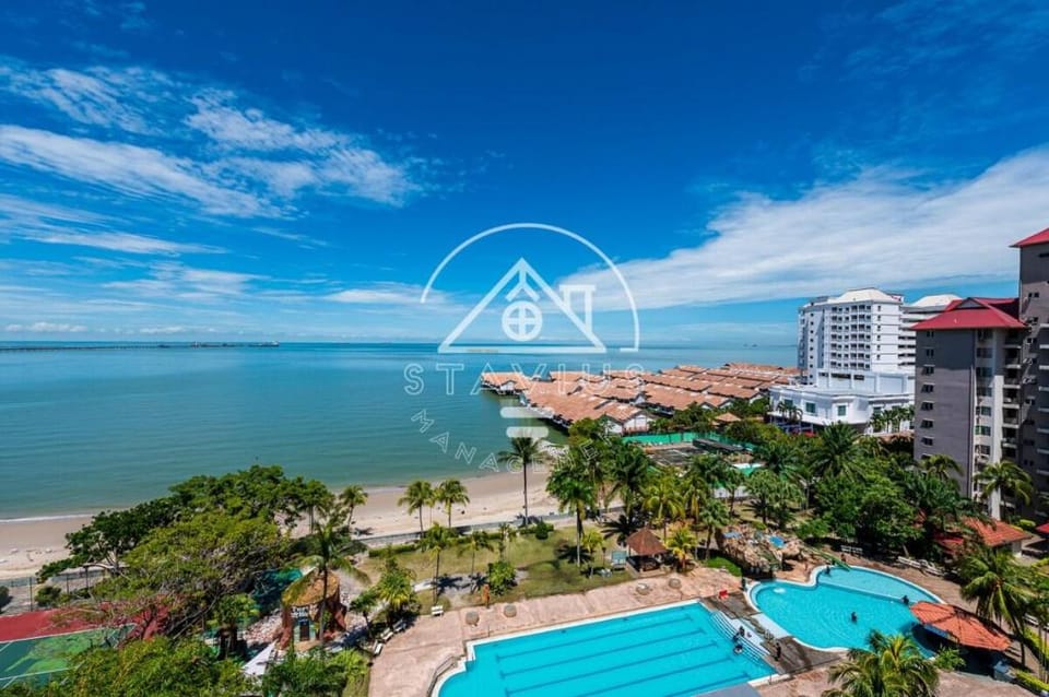 (10Pax) 3BR Glory Beach Seaview Apartment in Port Dickson