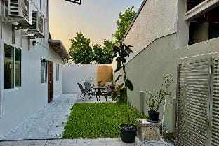 Stay Tender, perfect for group, 200m to MRTBangson Vacation rental in Bangkok