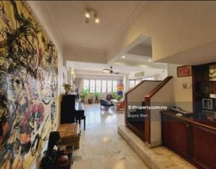 LFKL's Luminous & Spacious Ensuite, 2km to Publika Apartment in Petaling Jaya