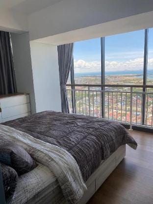 Deluxe 2BedRoom SeaView in Bluhen Tower Pollux Apt Apartment in Riau Islands, Indonesia