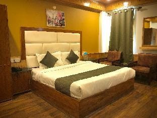 The Avenue Hotel , Manali ( River Side Hotel  ) Apartment in Manali