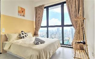 Cityscape Suite @ Urban Suites by SuperStay Vacation rental in George Town