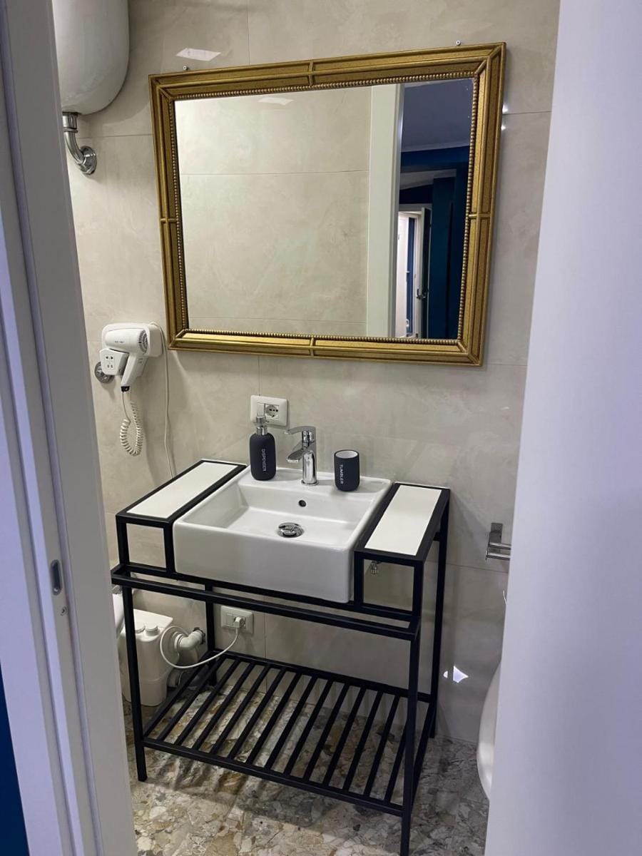 B&B Napoli Centro Storico Apartment in Naples