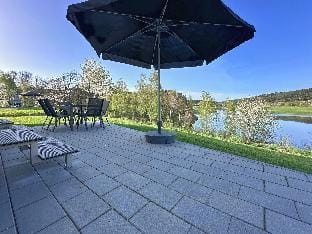 Chalet Bliss am Seeufer, Neunburg vorm Wald Vacation rental in Bavaria
