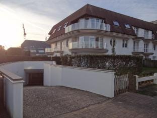Apartment in Nieuwpoort near the Sea Wall Apartment in Koksijde