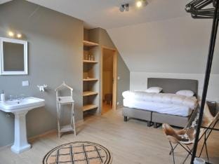 Villa in Durbuy with Ardennes Views Vacation rental in Wallonia, Belgium