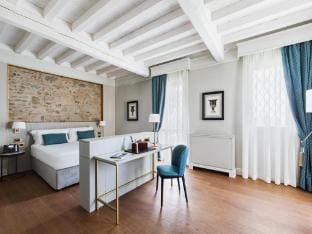 Villa in Italy with Infinity Pool  Spa Vacation rental in Emilia-Romagna