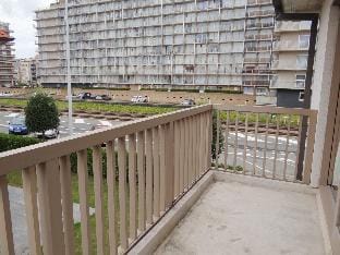 Spring 0105 with central location Apartment in Koksijde