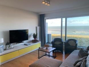 Apartment in Nieuwpoort with Stunning Sea View Apartment in Koksijde