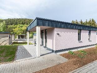 Charming bungalow in Hallschlag near the seabeach Vacation rental in Vulkaneifel