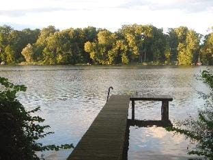 Hauschen uber der Lanke Vacation rental in Neuruppin