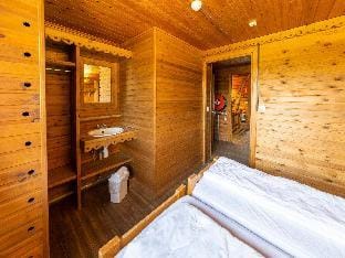 Majestic chalet in Durbuy 200 meters from the Golf Vacation rental in Wallonia, Belgium