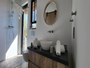 Luxury Villa with Heated Pool Vacation rental in South Africa