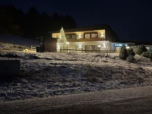 Kleines Studio in Niedersfeld an der Skipiste Apartment in Winterberg