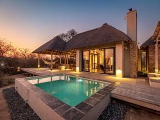 Villa in Hoedspruit with a Jacuzzi Vacation rental in South Africa