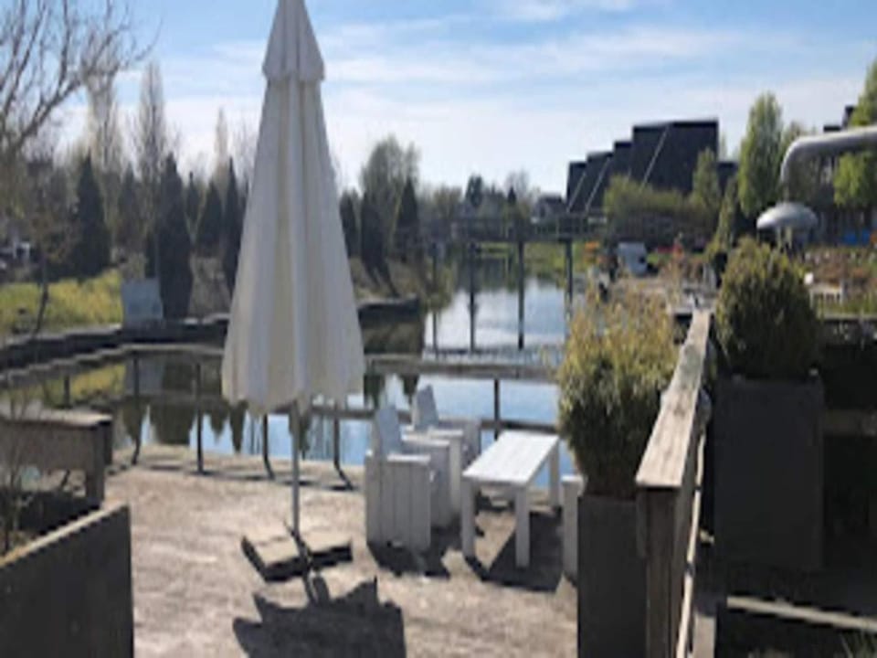 Beautiful villa with conservatory Hotel in Friesland, Netherlands