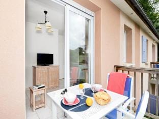 Apartment in Rignac near Lake Peyrade Apartment in Auvergne-Rhône-Alpes