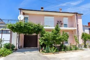 Apartment in Medulin near Sandy Beaches Apartment in Medulin
