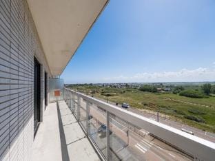 Apartment with 3 bedrooms and sea view Apartment in Middelkerke
