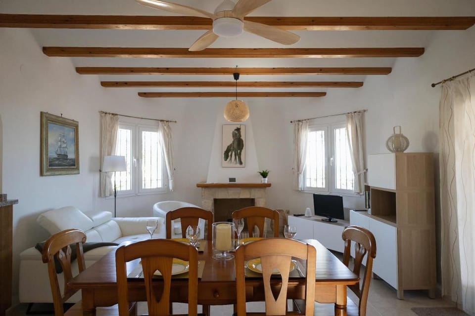 Serene Retreat in El Rafol Villa in Marina Alta