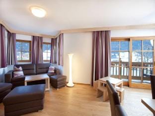 Chalet in Pinzgau near Wildkogel Arena Apartment in Salzburgerland