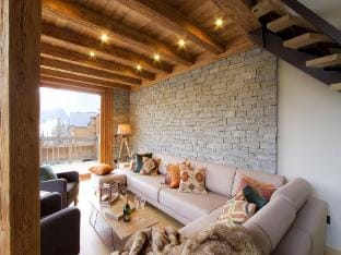 Chalet in Les Deux Alpes with Hot Tub Vacation rental in Les Deux Alpes